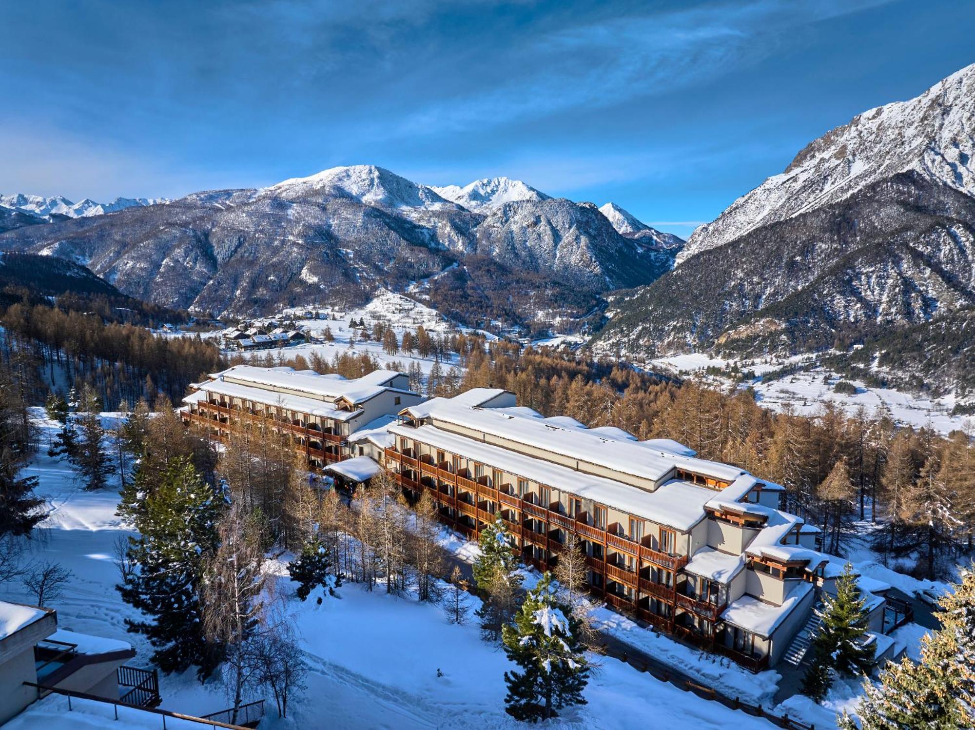 Hotel Sansicario Majestic Cesana Torinese Exterior foto